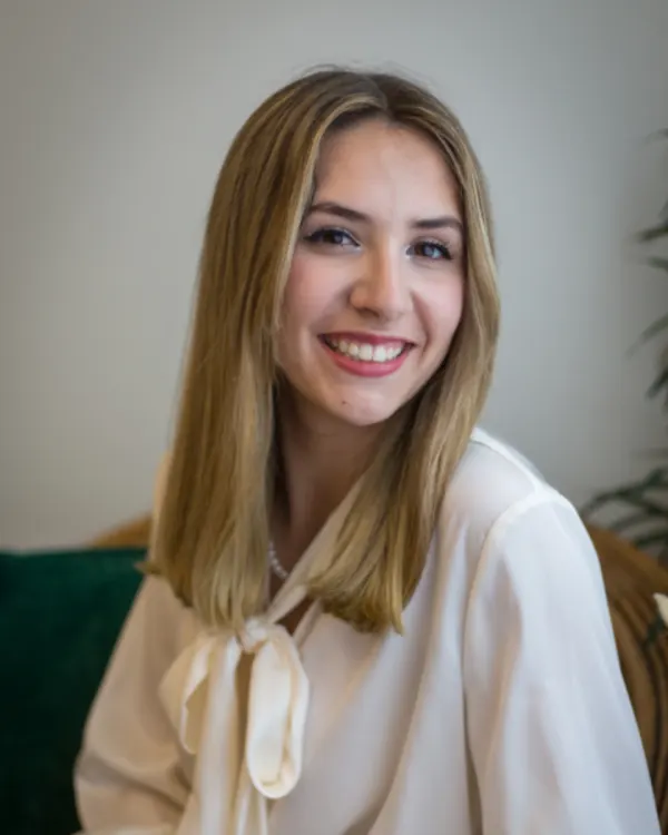 Portrait of Chloe Hartley